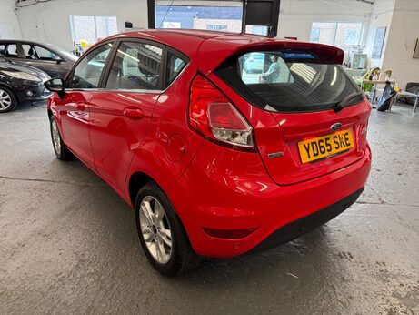 Ford Fiesta 1.0T EcoBoost Zetec Euro 6 (s/s) 5dr 3