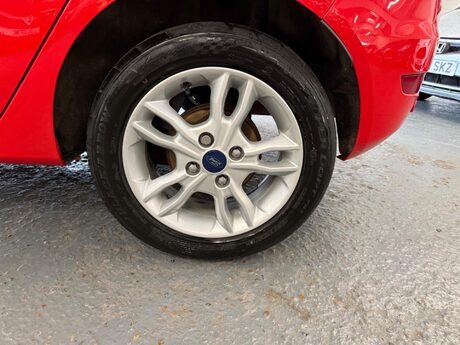 Ford Fiesta 1.0T EcoBoost Zetec Euro 6 (s/s) 5dr 21