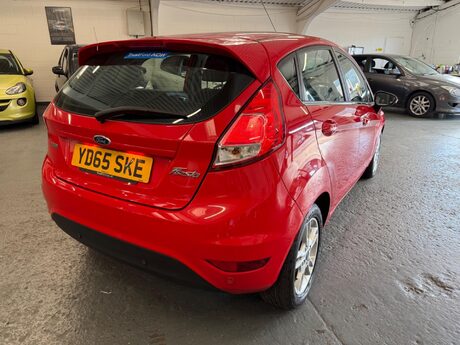 Ford Fiesta 1.0T EcoBoost Zetec Euro 6 (s/s) 5dr 8