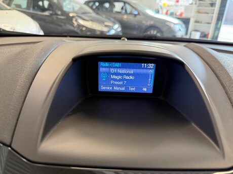 Ford Fiesta 1.0T EcoBoost Zetec Euro 6 (s/s) 5dr 23