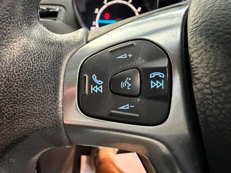 Ford Fiesta 1.0T EcoBoost Zetec Euro 6 (s/s) 5dr 15