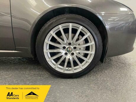 Alfa Romeo 159 1.8 MPI Lusso 4dr 23