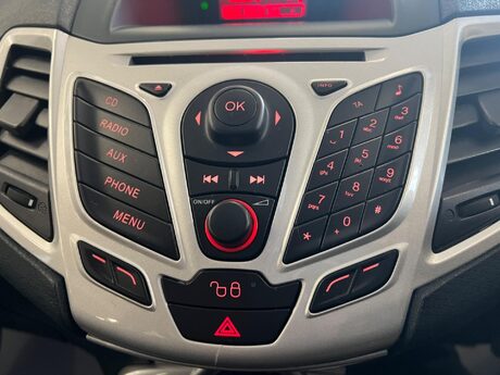 Ford Fiesta 1.25 Zetec 3dr 24