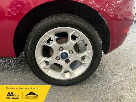 Ford Fiesta 1.25 Zetec 3dr 21