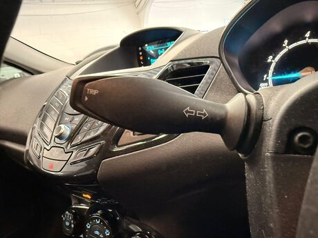 Ford Fiesta 1.0T EcoBoost Zetec Euro 5 (s/s) 5dr 18