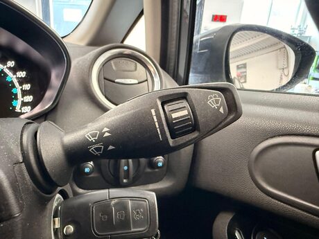 Ford Fiesta 1.0T EcoBoost Zetec Euro 5 (s/s) 5dr 22