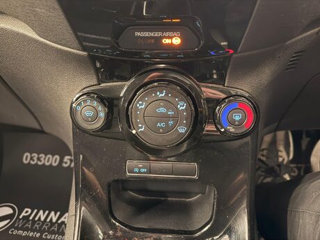 Ford Fiesta 1.0T EcoBoost Zetec Euro 5 (s/s) 5dr 37