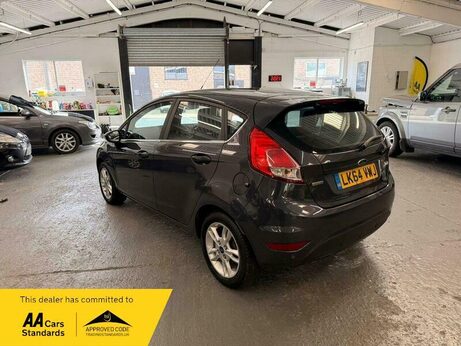 Ford Fiesta 1.0T EcoBoost Zetec Euro 5 (s/s) 5dr 3