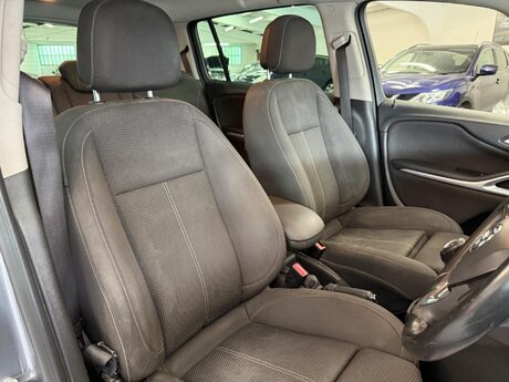 Vauxhall Zafira 1.4i Turbo SRi Euro 6 5dr 9