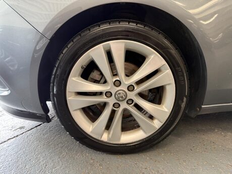 Vauxhall Zafira 1.4i Turbo SRi Euro 6 5dr 24