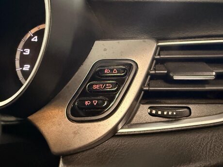 Alfa Romeo Giulietta 1.4 TB MultiAir Collezione Euro 5 (s/s) 5dr 24