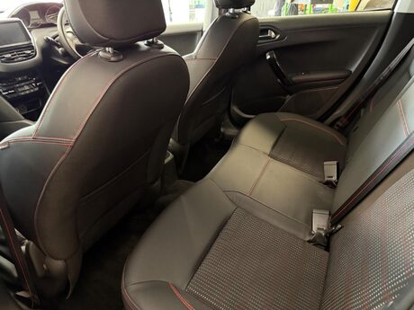 Peugeot 208 1.2 PureTech GT Line Euro 6 (s/s) 5dr 13