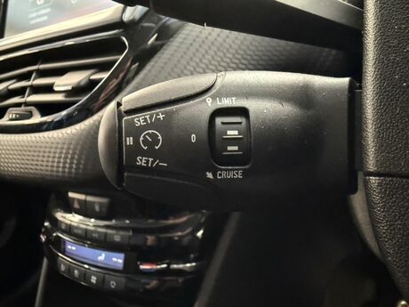 Peugeot 208 1.2 PureTech GT Line Euro 6 (s/s) 5dr 16