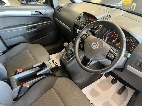 Vauxhall Zafira 1.6 16V Exclusiv Euro 5 5dr 25