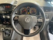 Vauxhall Zafira 1.6 16V Exclusiv Euro 5 5dr 23
