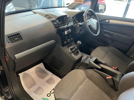 Vauxhall Zafira 1.6 16V Exclusiv Euro 5 5dr 7