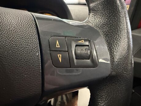 Vauxhall Corsa 1.4 16V SE Auto Euro 5 5dr 18