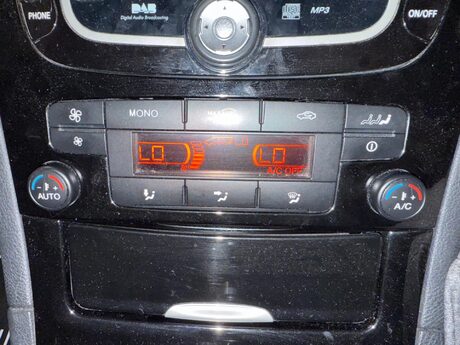 Ford Galaxy 1.6T EcoBoost Titanium X Euro 5 (s/s) 5dr 34