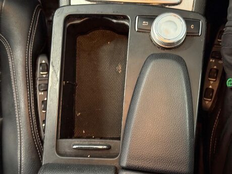 Mercedes-Benz E Class 2.1 E250 CDI BlueEfficiency Sport Cabriolet Tiptronic Euro 5 2dr 35