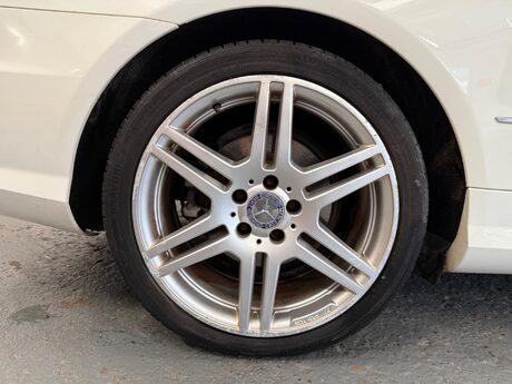 Mercedes-Benz E Class 2.1 E250 CDI BlueEfficiency Sport Cabriolet Tiptronic Euro 5 2dr 24