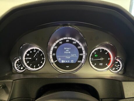 Mercedes-Benz E Class 2.1 E250 CDI BlueEfficiency Sport Cabriolet Tiptronic Euro 5 2dr 29