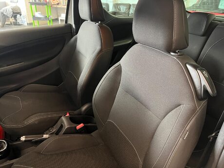 DS DS 3 1.2 PureTech DStyle Nav Euro 6 (s/s) 3dr 27