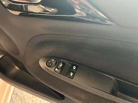 DS DS 3 1.2 PureTech DStyle Nav Euro 6 (s/s) 3dr 30