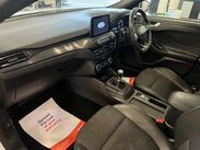 Ford Focus 1.0T EcoBoost ST-Line X Euro 6 (s/s) 5dr 9