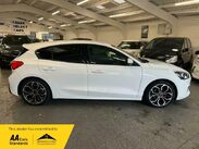 Ford Focus 1.0T EcoBoost ST-Line X Euro 6 (s/s) 5dr 7