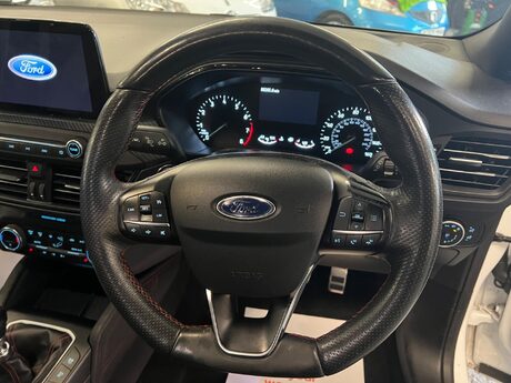 Ford Focus 1.0T EcoBoost ST-Line X Euro 6 (s/s) 5dr 34