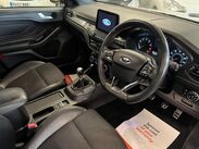 Ford Focus 1.0T EcoBoost ST-Line X Euro 6 (s/s) 5dr 10
