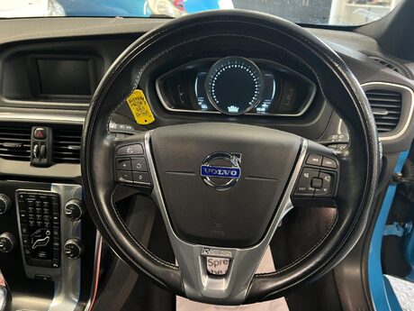 Volvo V40 1.6 D2 R-Design Euro 5 (s/s) 5dr 33