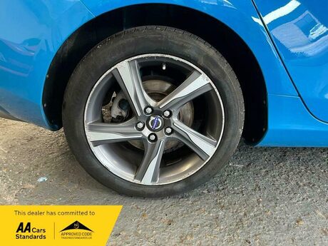 Volvo V40 1.6 D2 R-Design Euro 5 (s/s) 5dr 27
