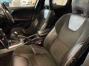 Volvo V40 1.6 D2 R-Design Euro 5 (s/s) 5dr 35