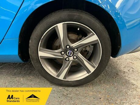 Volvo V40 1.6 D2 R-Design Euro 5 (s/s) 5dr 26