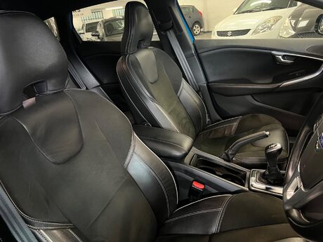 Volvo V40 1.6 D2 R-Design Euro 5 (s/s) 5dr 11
