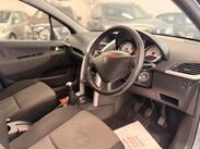 Peugeot 207 1.6 HDi Sport Euro 5 5dr 9