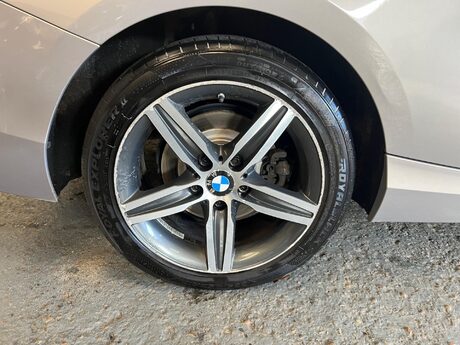 BMW 2 Series 2.0 220d Sport Auto Euro 6 (s/s) 2dr 34