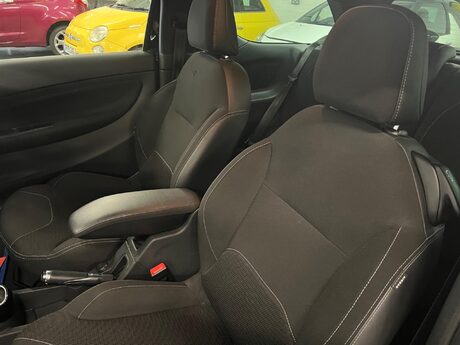 Citroen DS3 1.6 e-HDi Airdream DStyle Plus Euro 5 (s/s) 3dr 26