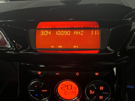 Citroen DS3 1.6 e-HDi Airdream DStyle Plus Euro 5 (s/s) 3dr 29