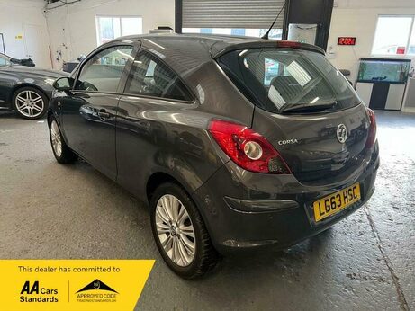 Vauxhall Corsa 1.4 16V SE Auto Euro 5 3dr 3