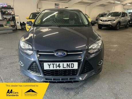 Ford Focus 1.0T EcoBoost Zetec S Euro 5 (s/s) 5dr 2