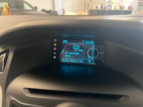 Ford Focus 1.0T EcoBoost Zetec S Euro 5 (s/s) 5dr 25