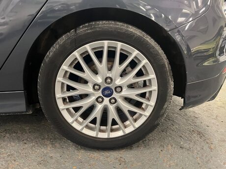 Ford Focus 1.0T EcoBoost Zetec S Euro 5 (s/s) 5dr 21
