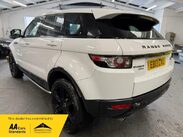 Land Rover Range Rover Evoque 2.2 SD4 Pure Auto 4WD Euro 5 5dr 4
