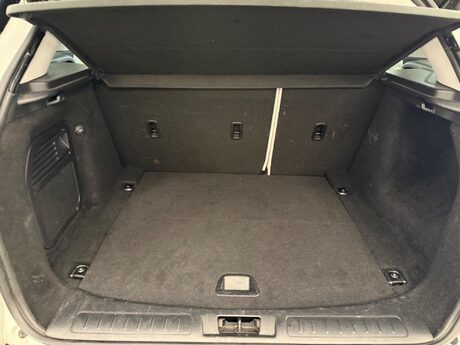 Land Rover Range Rover Evoque 2.2 SD4 Pure Auto 4WD Euro 5 5dr 28