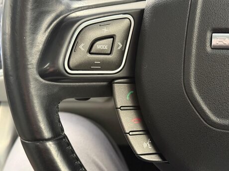 Land Rover Range Rover Evoque 2.2 SD4 Pure Auto 4WD Euro 5 5dr 17