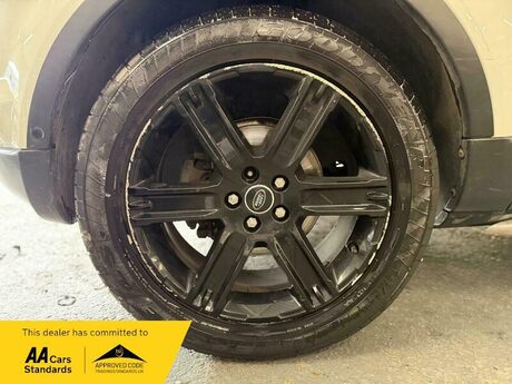 Land Rover Range Rover Evoque 2.2 SD4 Pure Auto 4WD Euro 5 5dr 22