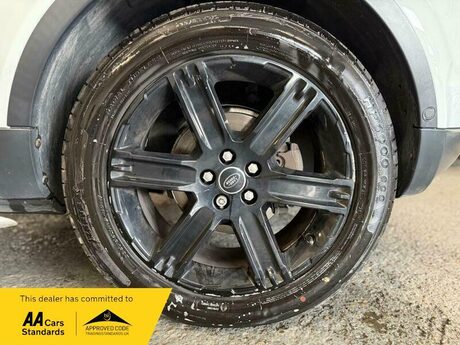 Land Rover Range Rover Evoque 2.2 SD4 Pure Auto 4WD Euro 5 5dr 21