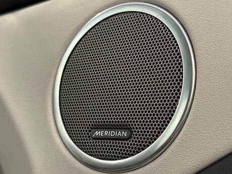 Land Rover Range Rover Evoque 2.2 SD4 Pure Auto 4WD Euro 5 5dr 34